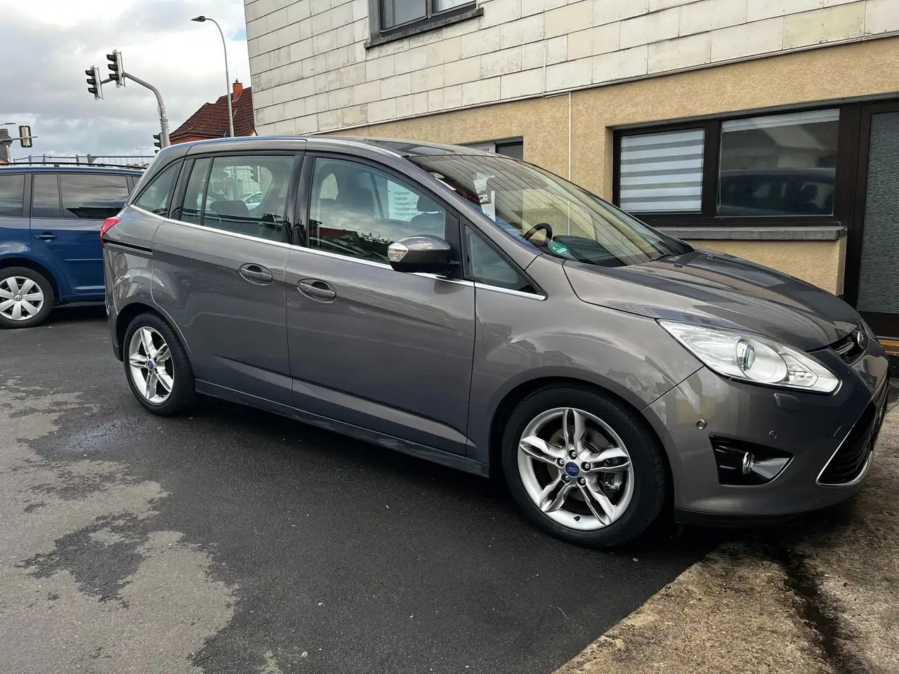 Ford Grand C-Max Titanium Getriebeschaden - Coche: foto 3 Ford Grand C-Max Titanium Getriebeschaden - Coche: foto 3
