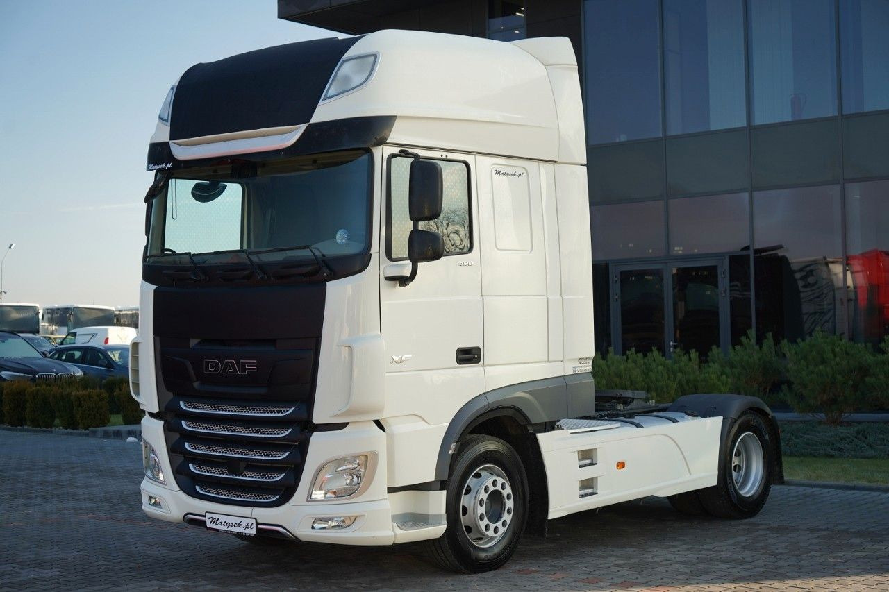 DAF XF 480 / SUPER SPACE CAB / 2021 ROK - Cabeza tractora: foto 2 DAF XF 480 / SUPER SPACE CAB / 2021 ROK - Cabeza tractora: foto 2