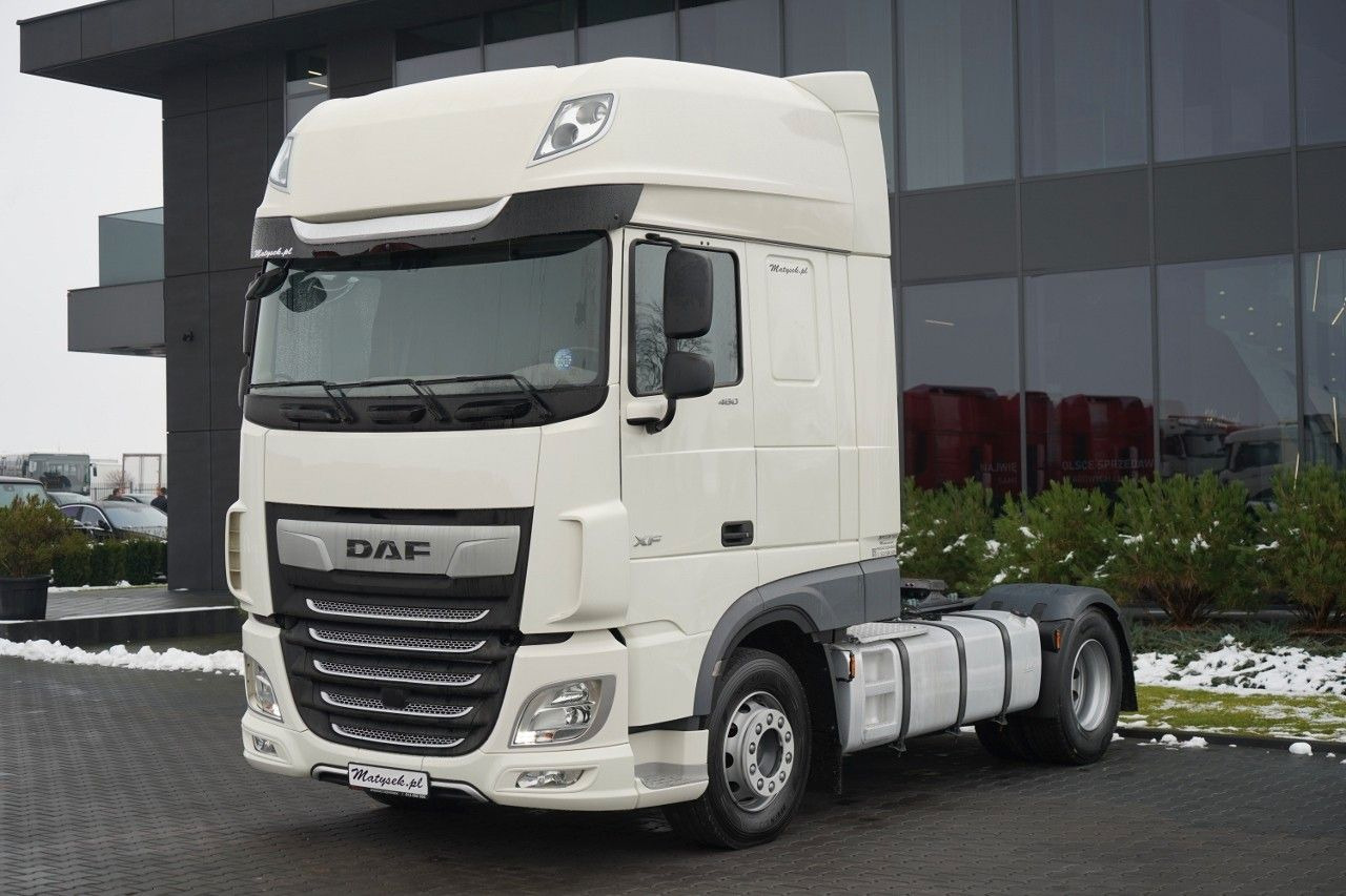 DAF XF 480 / SUPER SPACE CAB / OPONY 100% / 2021 ROK - Cabeza tractora: foto 2 DAF XF 480 / SUPER SPACE CAB / OPONY 100% / 2021 ROK - Cabeza tractora: foto 2