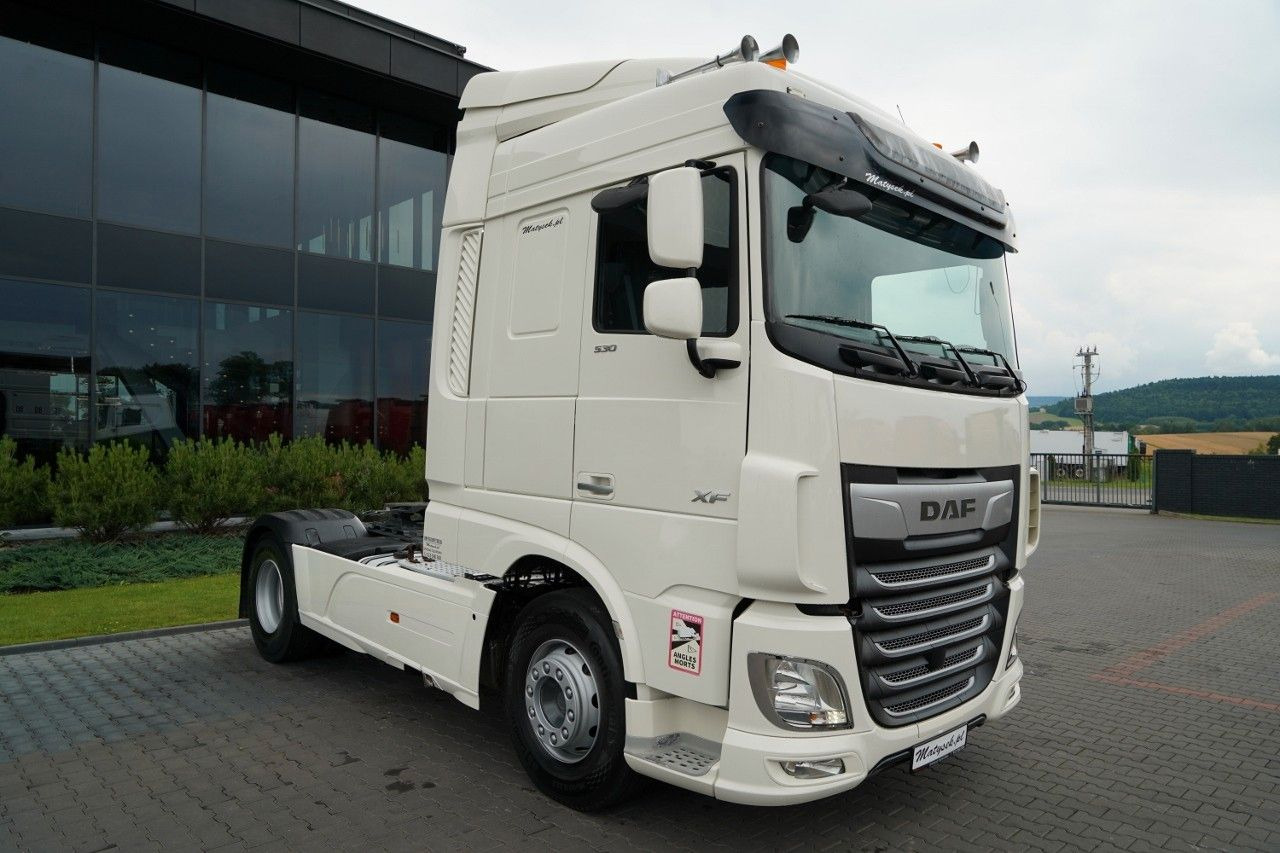 DAF XF 530 / RETARDER / I-PARK COOL / HYDRAULIKA / - Cabeza tractora: foto 4 DAF XF 530 / RETARDER / I-PARK COOL / HYDRAULIKA / - Cabeza tractora: foto 4