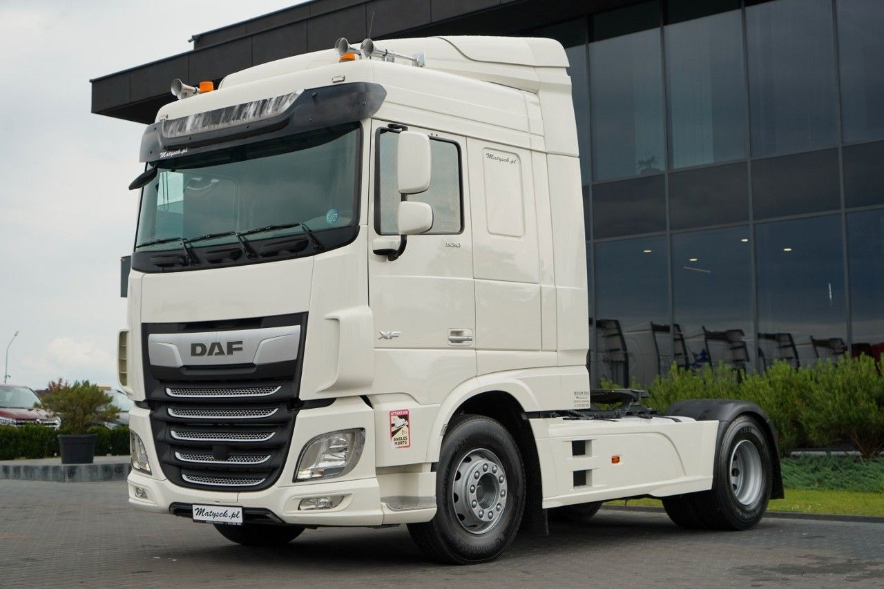 DAF XF 530 / RETARDER / I-PARK COOL / HYDRAULIKA / - Cabeza tractora: foto 2 DAF XF 530 / RETARDER / I-PARK COOL / HYDRAULIKA / - Cabeza tractora: foto 2