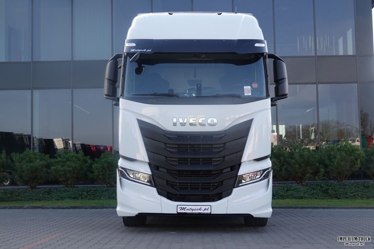 IVECO S-WAY / 530 / RETARDER / KLIMA POSTOJOWA / - Cabeza tractora: foto 3 IVECO S-WAY / 530 / RETARDER / KLIMA POSTOJOWA / - Cabeza tractora: foto 3