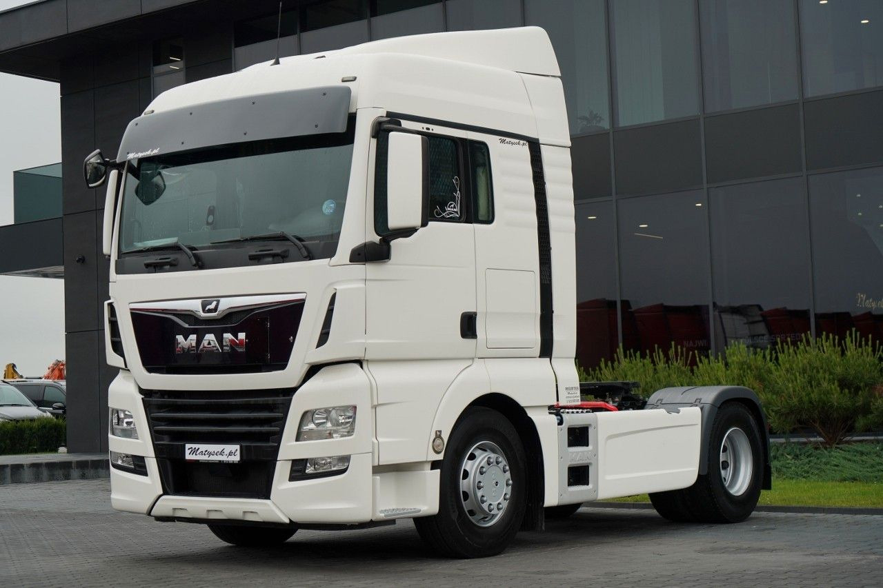 MAN TGX 18.460 / XLX / RETARDER / NAVI / PO KONTRAK - Cabeza tractora: foto 1 MAN TGX 18.460 / XLX / RETARDER / NAVI / PO KONTRAK - Cabeza tractora: foto 1