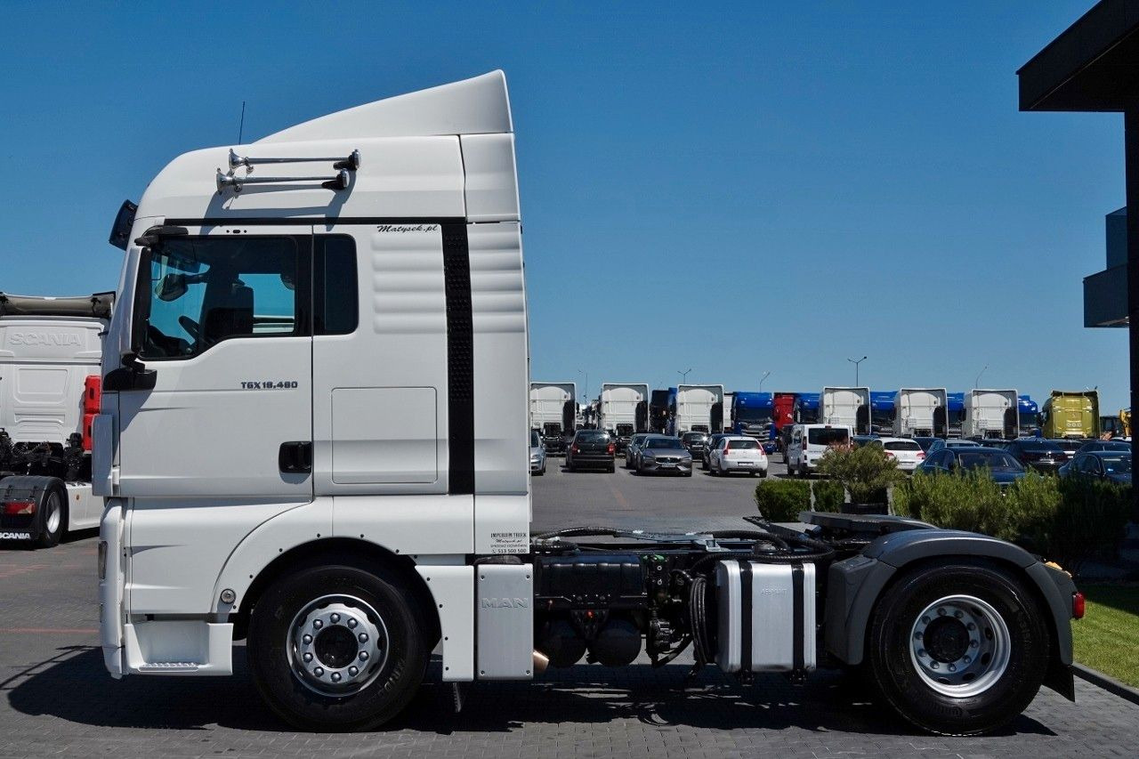 MAN TGX 18.480 / RETARDER / HYDRAULIKA / EURO 5 / S - Cabeza tractora: foto 3 MAN TGX 18.480 / RETARDER / HYDRAULIKA / EURO 5 / S - Cabeza tractora: foto 3
