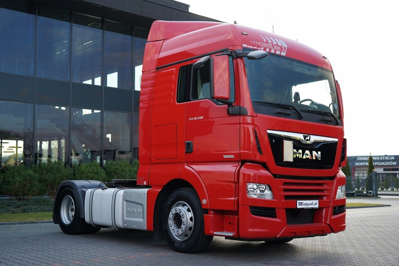 MAN TGX 18.500 / RETARDER / NAVI RIO / XLX - Cabeza tractora: foto 5 MAN TGX 18.500 / RETARDER / NAVI RIO / XLX - Cabeza tractora: foto 5