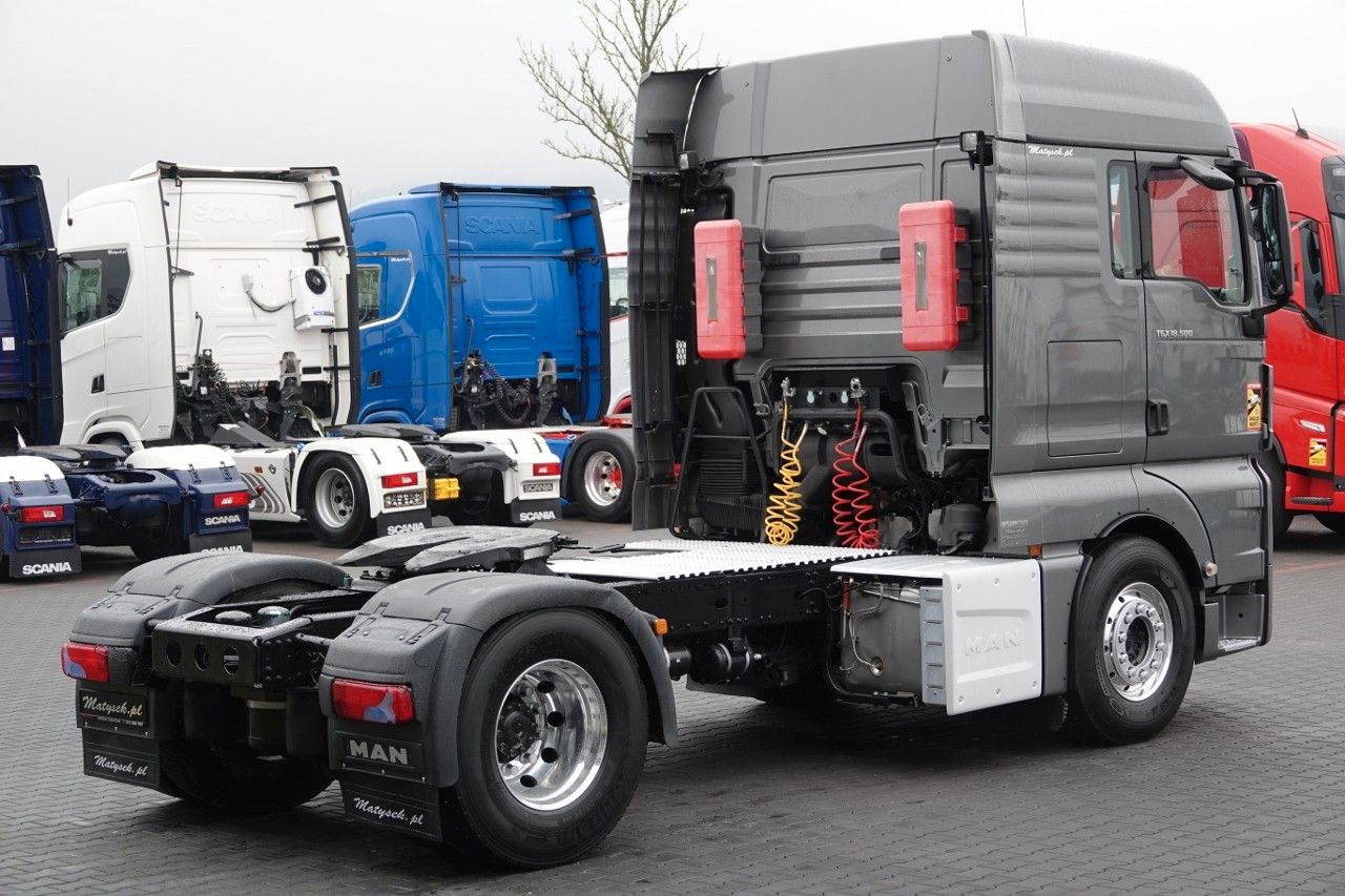 MAN TGX 18.500 / RETARDER / PEŁNY ADR / ALUFELGI / - Cabeza tractora: foto 5 MAN TGX 18.500 / RETARDER / PEŁNY ADR / ALUFELGI / - Cabeza tractora: foto 5