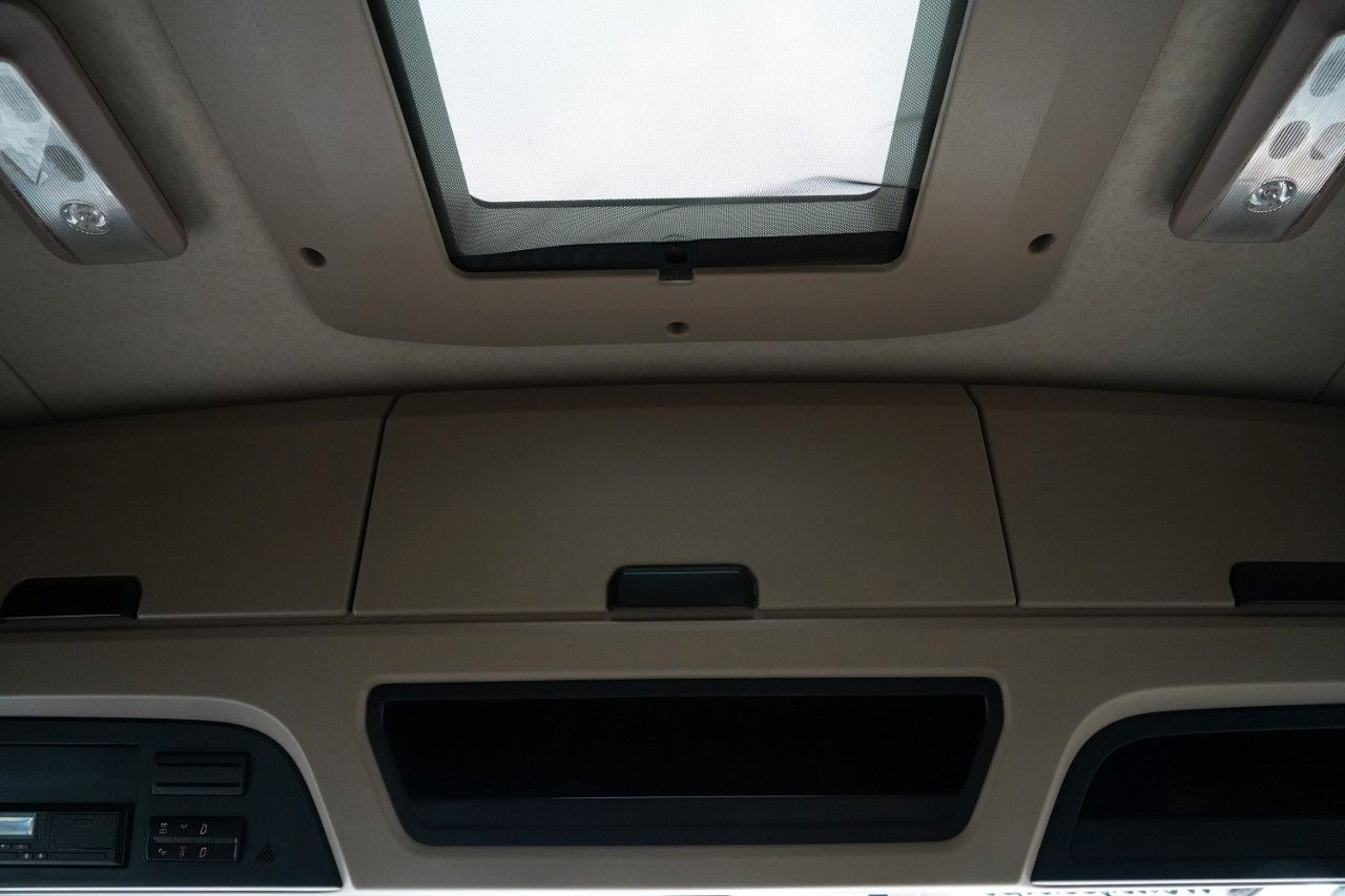 Cabeza tractora Mercedes-Benz ACTROS 1845 / BIG SPACE / 2020: foto 34 Cabeza tractora Mercedes-Benz ACTROS 1845 / BIG SPACE / 2020: foto 34