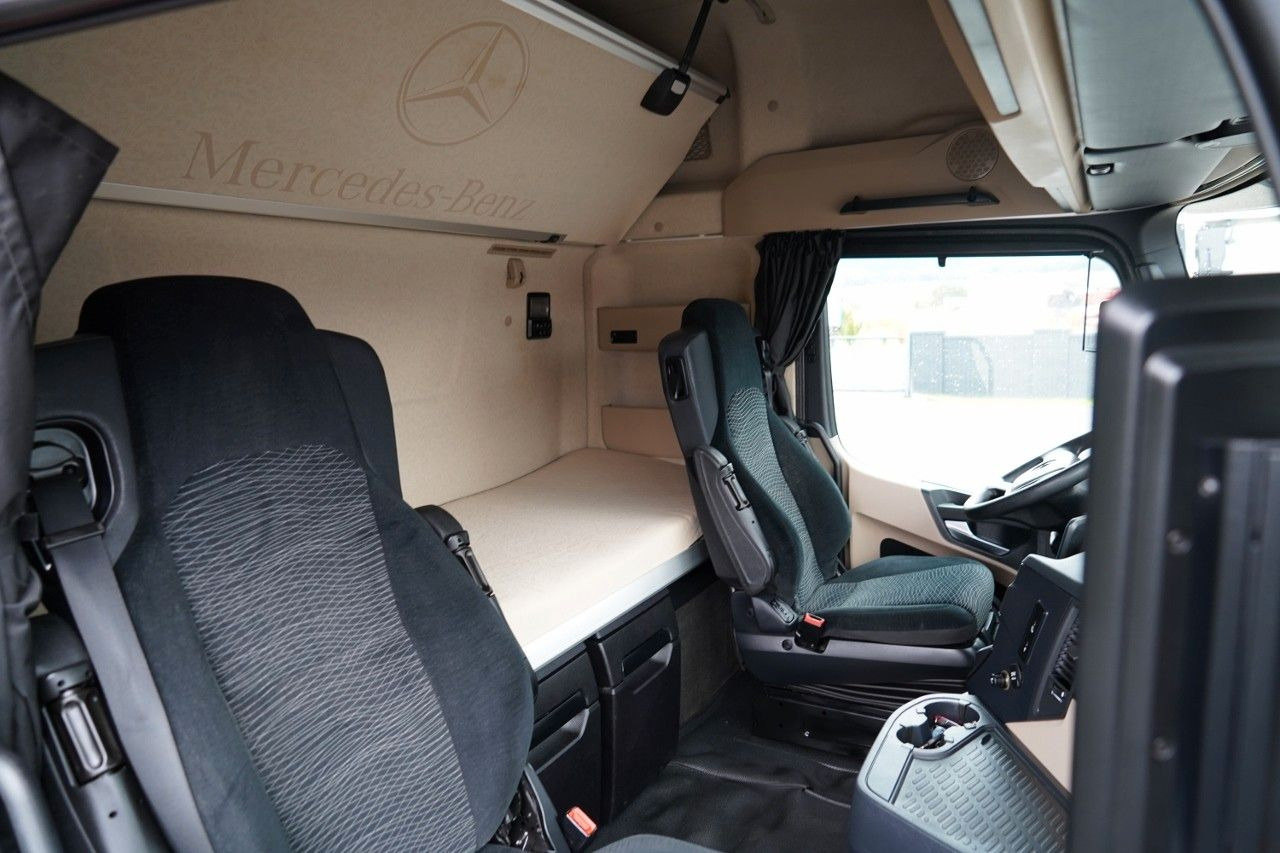 Cabeza tractora Mercedes-Benz ACTROS 1845 / MP5 / BIG SPACE: foto 35