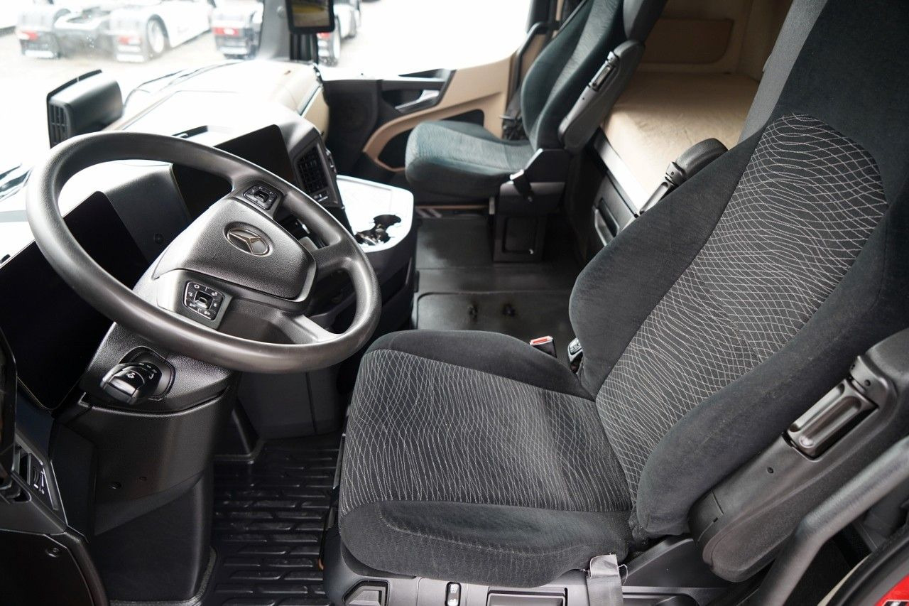 Cabeza tractora Mercedes-Benz ACTROS 1845 / MP5 / BIG SPACE: foto 24