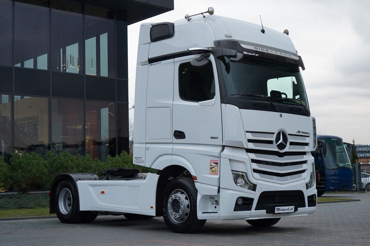 Mercedes-Benz ACTROS L 1851 / GIGA SPACE / RETARDER / 2022 R - Cabeza tractora: foto 2 Mercedes-Benz ACTROS L 1851 / GIGA SPACE / RETARDER / 2022 R - Cabeza tractora: foto 2