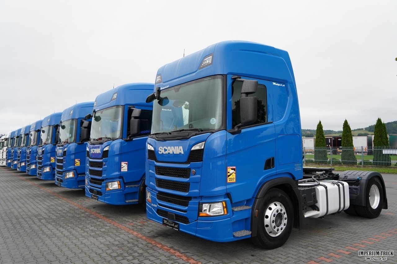 SCANIA R 450 / 25 SZTUK / RETARDER / HYDRAULIKA / KLIMATYZACJA POSTOJOWA / ALUFELGI / PO KONTRAKCIE SERWISOWYM - Cabeza tractora: foto 4 SCANIA R 450 / 25 SZTUK / RETARDER / HYDRAULIKA / KLIMATYZACJA POSTOJOWA / ALUFELGI / PO KONTRAKCIE SERWISOWYM - Cabeza tractora: foto 4