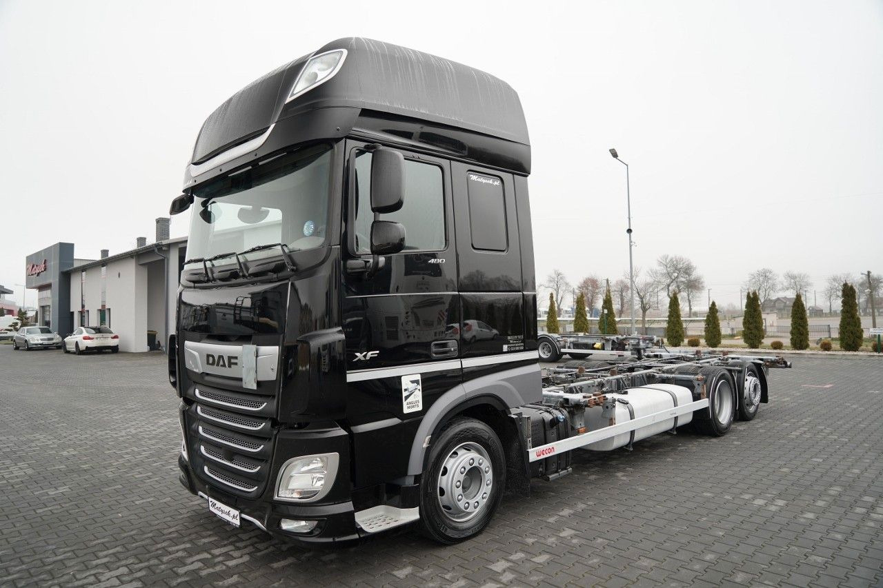 DAF XF 480 / BDF / 6X2 / / SSC / I-PARK COOL / OŚ P - Portacontenedore/ Intercambiable camión: foto 2 DAF XF 480 / BDF / 6X2 / / SSC / I-PARK COOL / OŚ P - Portacontenedore/ Intercambiable camión: foto 2