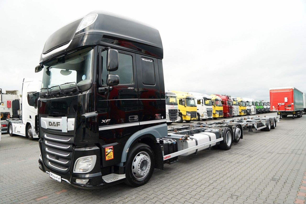 DAF XF 480 / BDF / 6X2 / ZESTAW TANDEM / SSC / I-PA - Portacontenedore/ Intercambiable camión: foto 2 DAF XF 480 / BDF / 6X2 / ZESTAW TANDEM / SSC / I-PA - Portacontenedore/ Intercambiable camión: foto 2