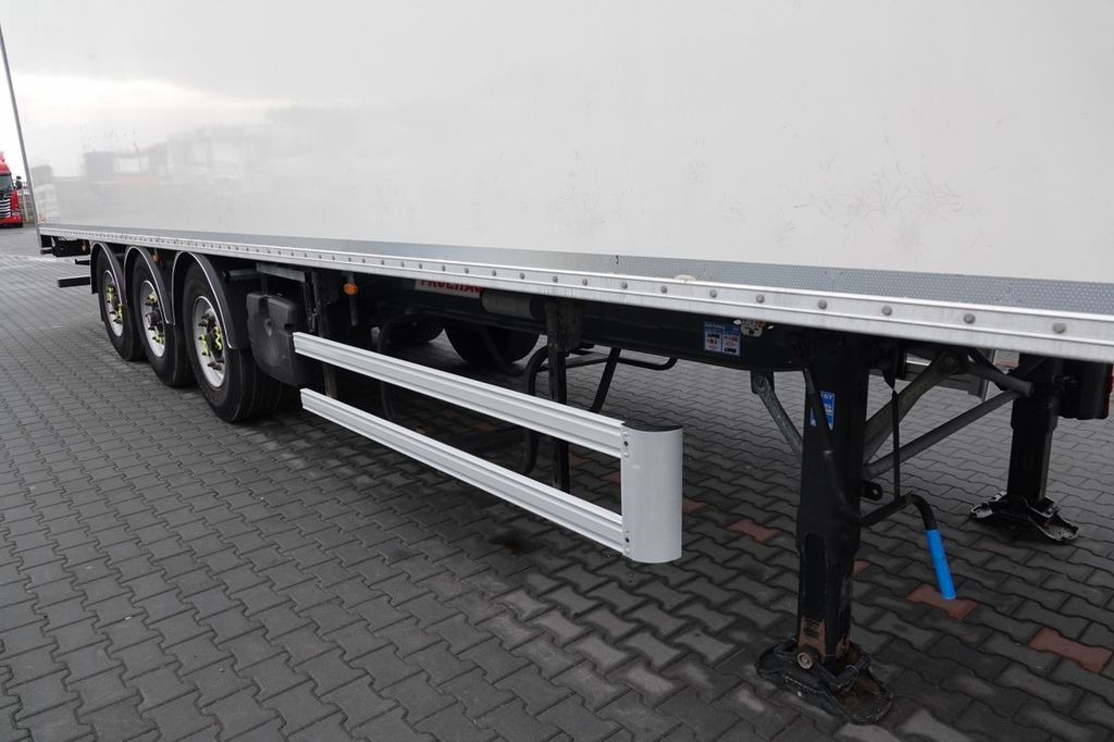 Frühauf KONTENER / KOFFER / ROLETA / PODŁOGA BARDZO MOCN Frühauf KONTENER / KOFFER / ROLETA / PODŁOGA BARDZO MOCN - Frigorífico semirremolque: foto 5 Frühauf KONTENER / KOFFER / ROLETA / PODŁOGA BARDZO MOCN Frühauf KONTENER / KOFFER / ROLETA / PODŁOGA BARDZO MOCN - Frigorífico semirremolque: foto 5