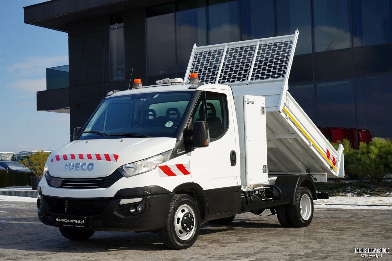 IVECO DAILY 35-160 / WYWROTKA TYLNOZSYPOWA / BLOKADA MOSTU / BLIŹNIAK / HI-MATIC / SPROWADZONY - Volquete furgoneta: foto 1 IVECO DAILY 35-160 / WYWROTKA TYLNOZSYPOWA / BLOKADA MOSTU / BLIŹNIAK / HI-MATIC / SPROWADZONY - Volquete furgoneta: foto 1