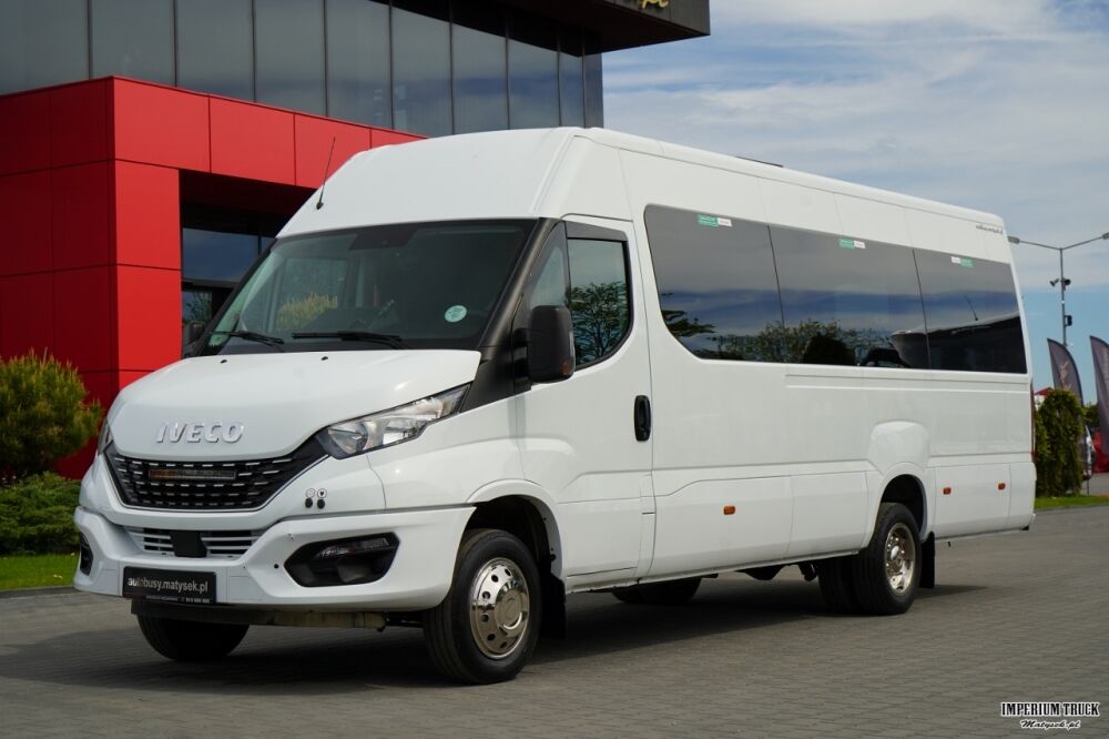 IVECO / DAILY / 50C18 / SPROWADZONY / KLIMA / 86tys.km !!! / - Minibús, Furgoneta de pasajeros: foto 1 IVECO / DAILY / 50C18 / SPROWADZONY / KLIMA / 86tys.km !!! / - Minibús, Furgoneta de pasajeros: foto 1