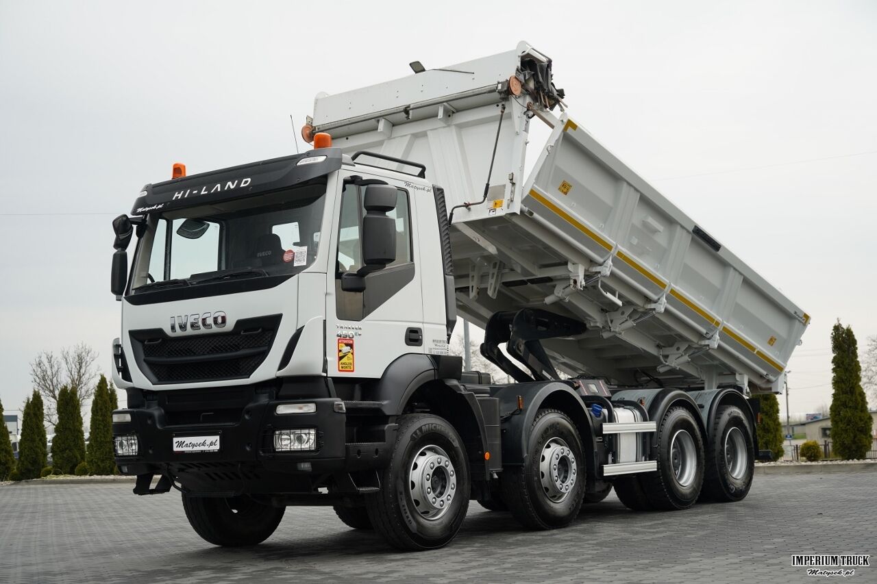 IVECO TRAKKER / 8x4 / WYWROTKA / HYDROBURTA / BORDMATIC / EURO 6 / MEILLER KIPPER - Volquete camión: foto 1 IVECO TRAKKER / 8x4 / WYWROTKA / HYDROBURTA / BORDMATIC / EURO 6 / MEILLER KIPPER - Volquete camión: foto 1