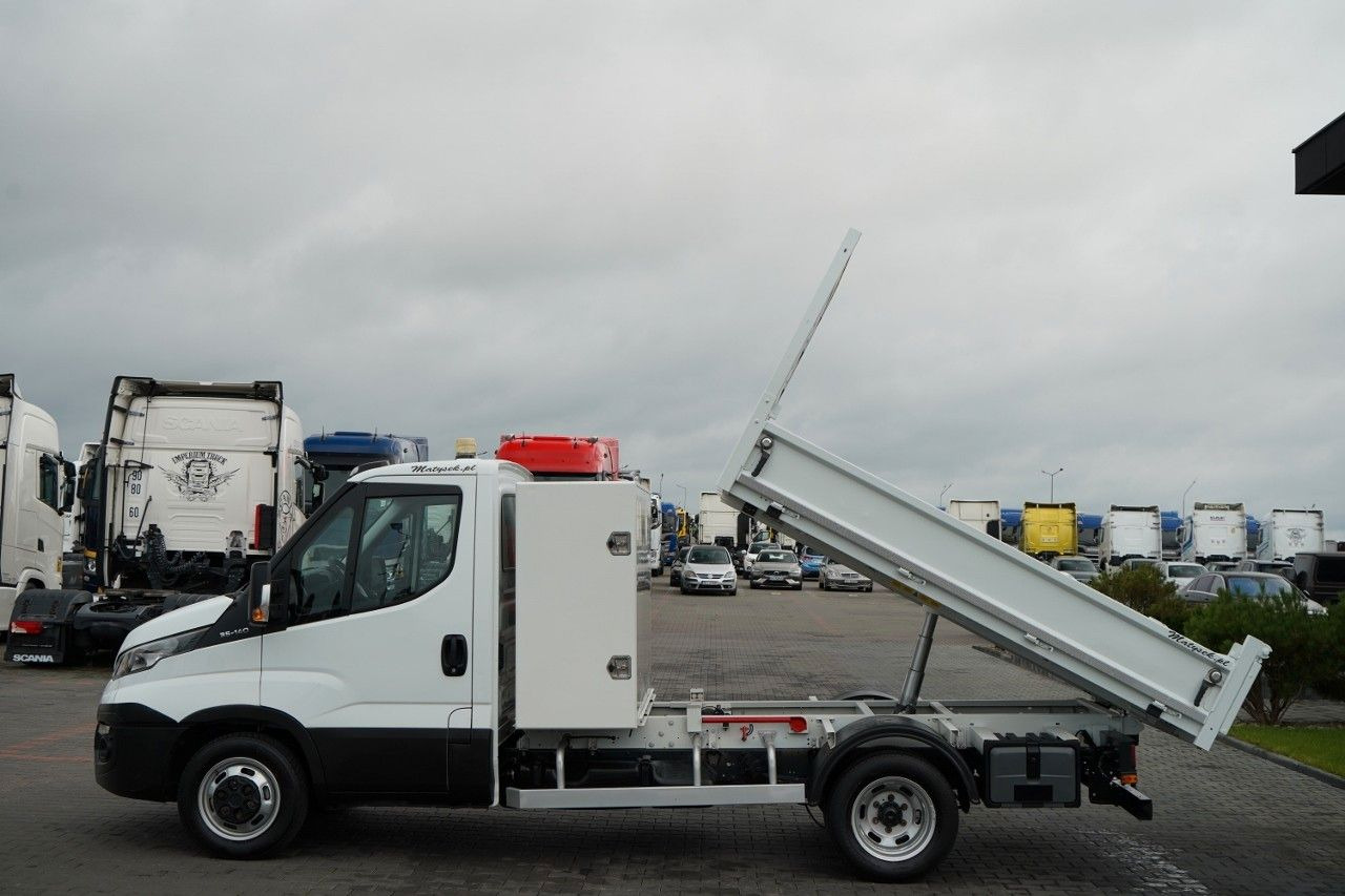 Iveco 35-140 / WYWROTKA TYLNOZSYPOWA / BLIŹNIAK / SKRZ - Volquete furgoneta: foto 5 Iveco 35-140 / WYWROTKA TYLNOZSYPOWA / BLIŹNIAK / SKRZ - Volquete furgoneta: foto 5