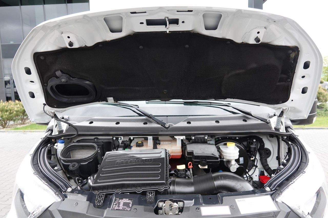 Frigorífico furgoneta Iveco DAILY 3,0 D / KONTENER / 2020 ROK /BLIŹNIAK / SP: foto 17