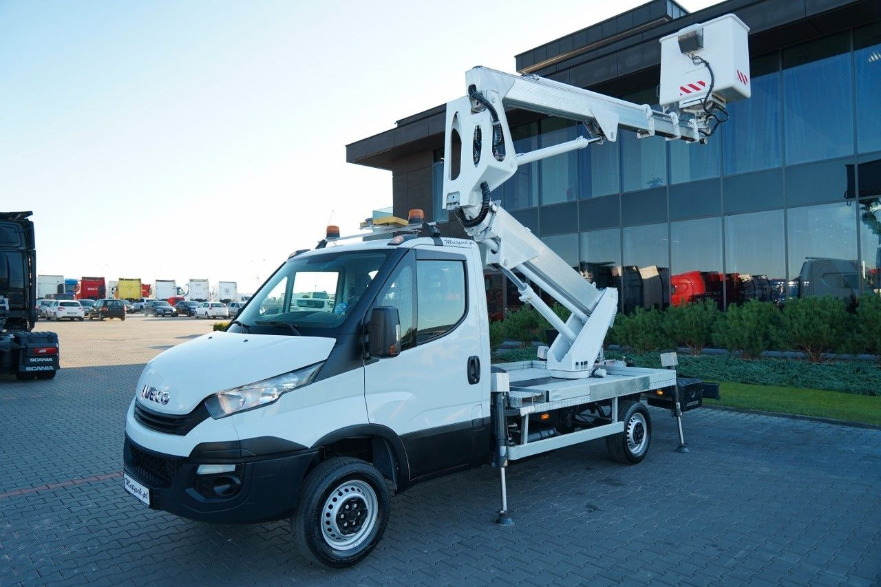Iveco DAILY 35-120 / ZWYŻKA / PODNOŚNIK KOSZOWY 20 ME - Camión con plataforma elevadora: foto 2 Iveco DAILY 35-120 / ZWYŻKA / PODNOŚNIK KOSZOWY 20 ME - Camión con plataforma elevadora: foto 2