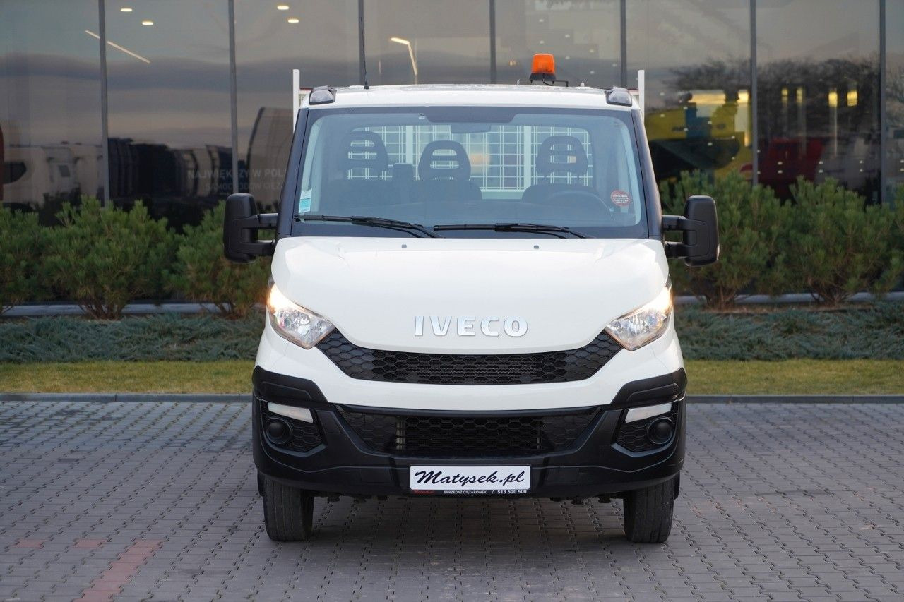 Iveco DAILY 35-130 / WYWROTKA TYLNOZSYPOWA / BLIŹNIAK - Volquete furgoneta: foto 2 Iveco DAILY 35-130 / WYWROTKA TYLNOZSYPOWA / BLIŹNIAK - Volquete furgoneta: foto 2
