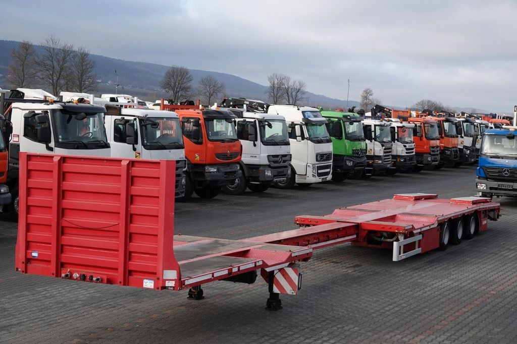 Kässbohrer NSP-24 / NACZEPA LAWETA / NISKOPODWOZIE / ROZCIĄ - Góndola rebajadas semirremolque: foto 1 Kässbohrer NSP-24 / NACZEPA LAWETA / NISKOPODWOZIE / ROZCIĄ - Góndola rebajadas semirremolque: foto 1