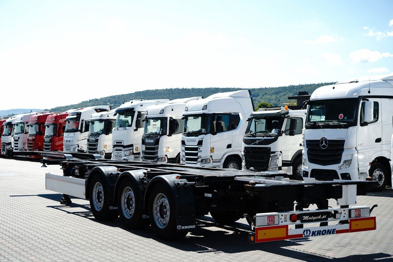 Krone / NACZEPA PODKONTENEROWA / MAŁO UŻYWANA / UNIWER - Portacontenedore/ Intercambiable semirremolque: foto 5 Krone / NACZEPA PODKONTENEROWA / MAŁO UŻYWANA / UNIWER - Portacontenedore/ Intercambiable semirremolque: foto 5