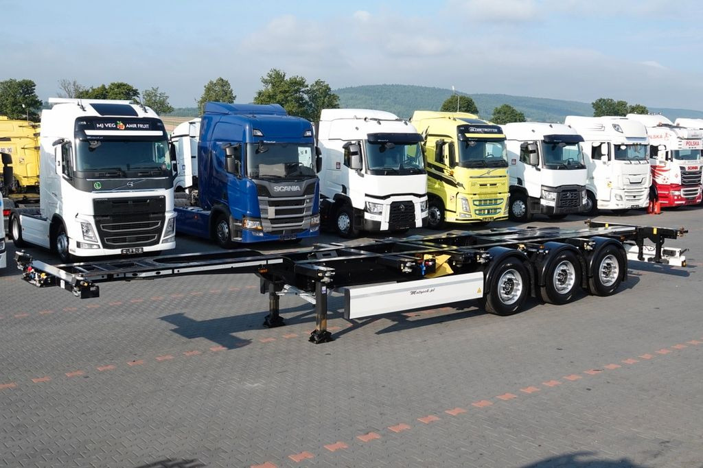 Krone NACZEPA PODKONTENEROWA / NOWA / 2023 ROK / ROZS Krone NACZEPA PODKONTENEROWA / NOWA / 2023 ROK / ROZS - Portacontenedore/ Intercambiable semirremolque: foto 1 Krone NACZEPA PODKONTENEROWA / NOWA / 2023 ROK / ROZS Krone NACZEPA PODKONTENEROWA / NOWA / 2023 ROK / ROZS - Portacontenedore/ Intercambiable semirremolque: foto 1