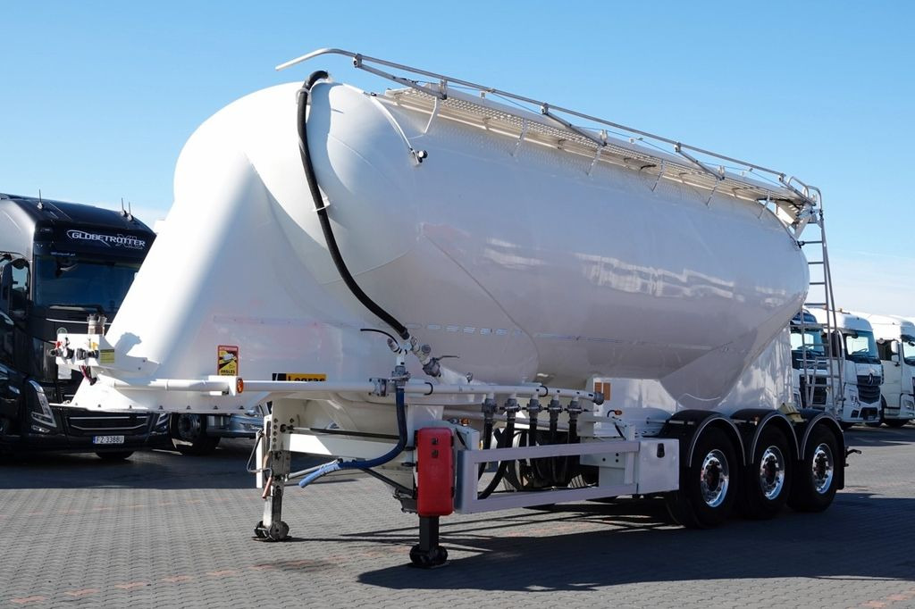 Legras CEMENTONACZEPA / 3 KOMORY / 38 000 L / SILOS - Semirremolque silo: foto 1 Legras CEMENTONACZEPA / 3 KOMORY / 38 000 L / SILOS - Semirremolque silo: foto 1