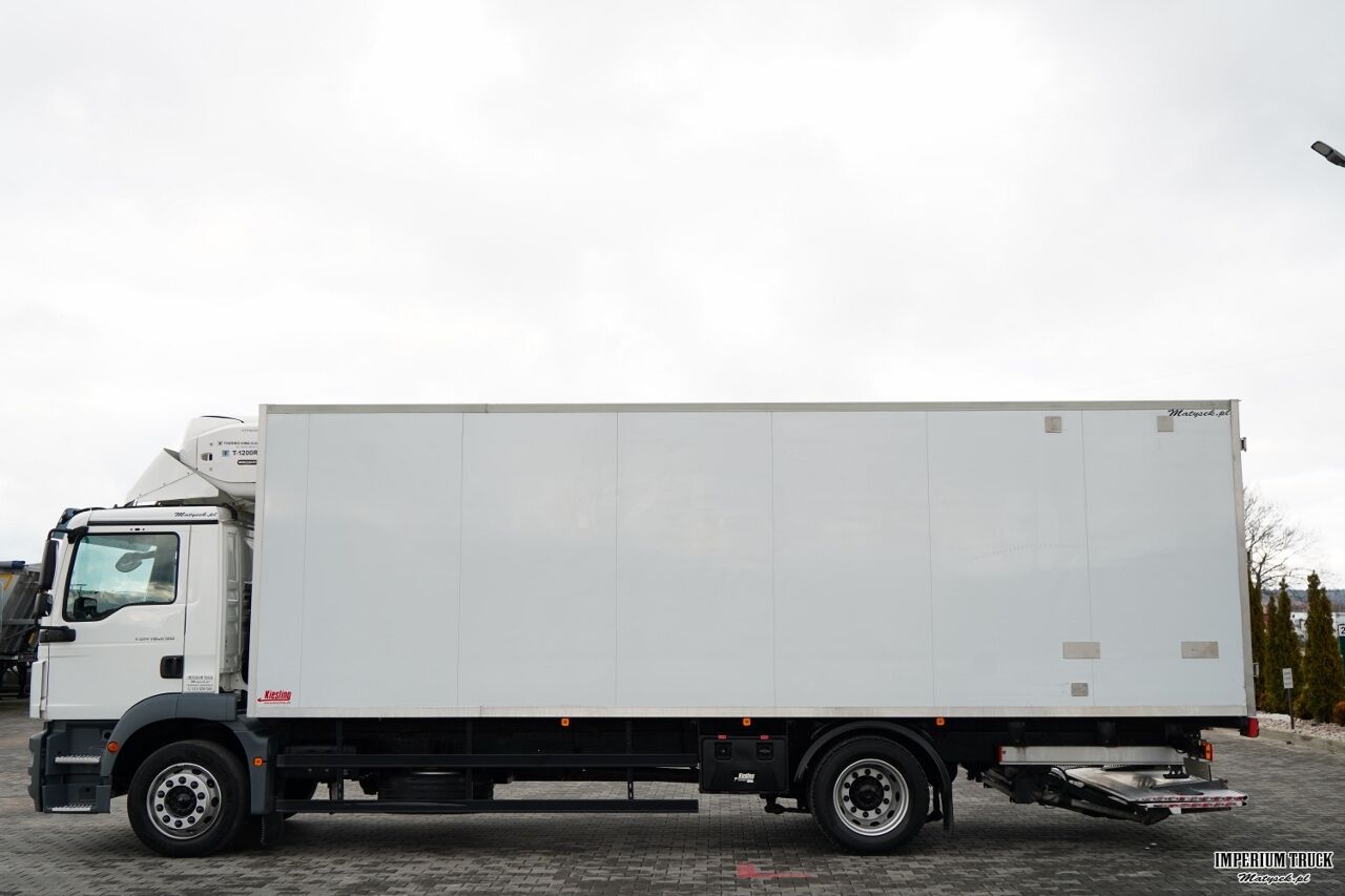 MAN TGM 18.290 / 4x2 / CHŁODNIA 7,8 M / AGREGAT THERMO KING T-1200 R / WINDA ZAŁADOWCZA / MUTLITEMPERATURA / DHOLLANDIA - Frigorífico camión: foto 5 MAN TGM 18.290 / 4x2 / CHŁODNIA 7,8 M / AGREGAT THERMO KING T-1200 R / WINDA ZAŁADOWCZA / MUTLITEMPERATURA / DHOLLANDIA - Frigorífico camión: foto 5