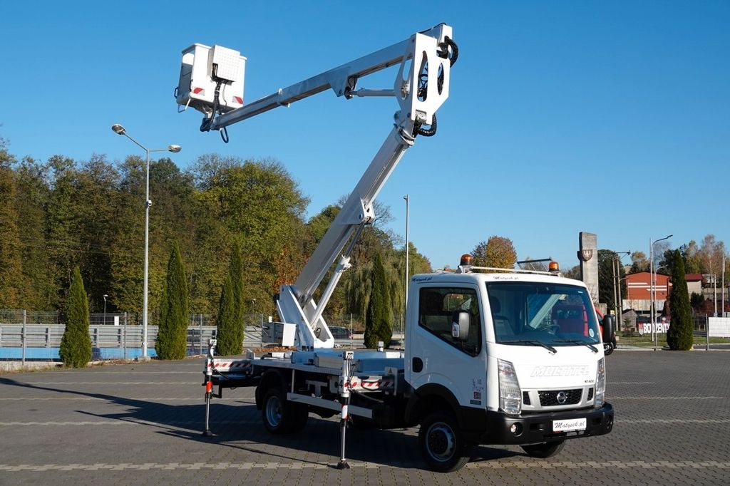 Nissan CABSTAR / NT 400 35.13 / PODNOŚNIK KOSZOWY MULTI - Camión con plataforma elevadora: foto 1 Nissan CABSTAR / NT 400 35.13 / PODNOŚNIK KOSZOWY MULTI - Camión con plataforma elevadora: foto 1