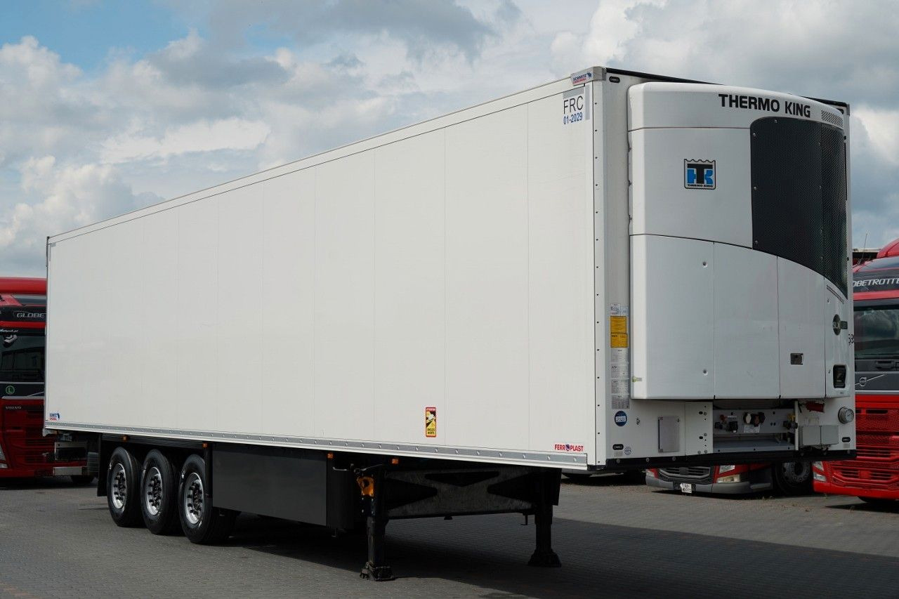 Schmitz Cargobull 023 ROK / CHŁODNIA / THERMO KING SLX 300 / DOPPE - Frigorífico semirremolque: foto 1 Schmitz Cargobull 023 ROK / CHŁODNIA / THERMO KING SLX 300 / DOPPE - Frigorífico semirremolque: foto 1