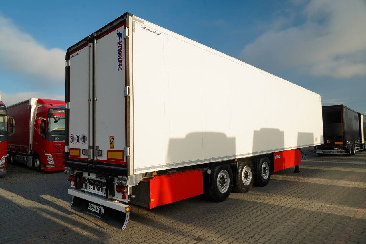 Schmitz Cargobull CHŁODNIA / CARRIER VECTOR 1550 / 2x OŚ PODNOSZO - Frigorífico semirremolque: foto 5 Schmitz Cargobull CHŁODNIA / CARRIER VECTOR 1550 / 2x OŚ PODNOSZO - Frigorífico semirremolque: foto 5