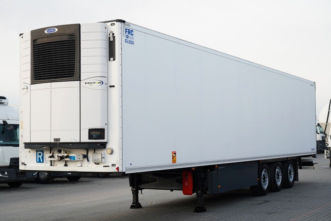 Schmitz Cargobull CHŁODNIA / CARRIER VECTOR 1550 / DOPPELSTOCK / - Frigorífico semirremolque: foto 1 Schmitz Cargobull CHŁODNIA / CARRIER VECTOR 1550 / DOPPELSTOCK / - Frigorífico semirremolque: foto 1