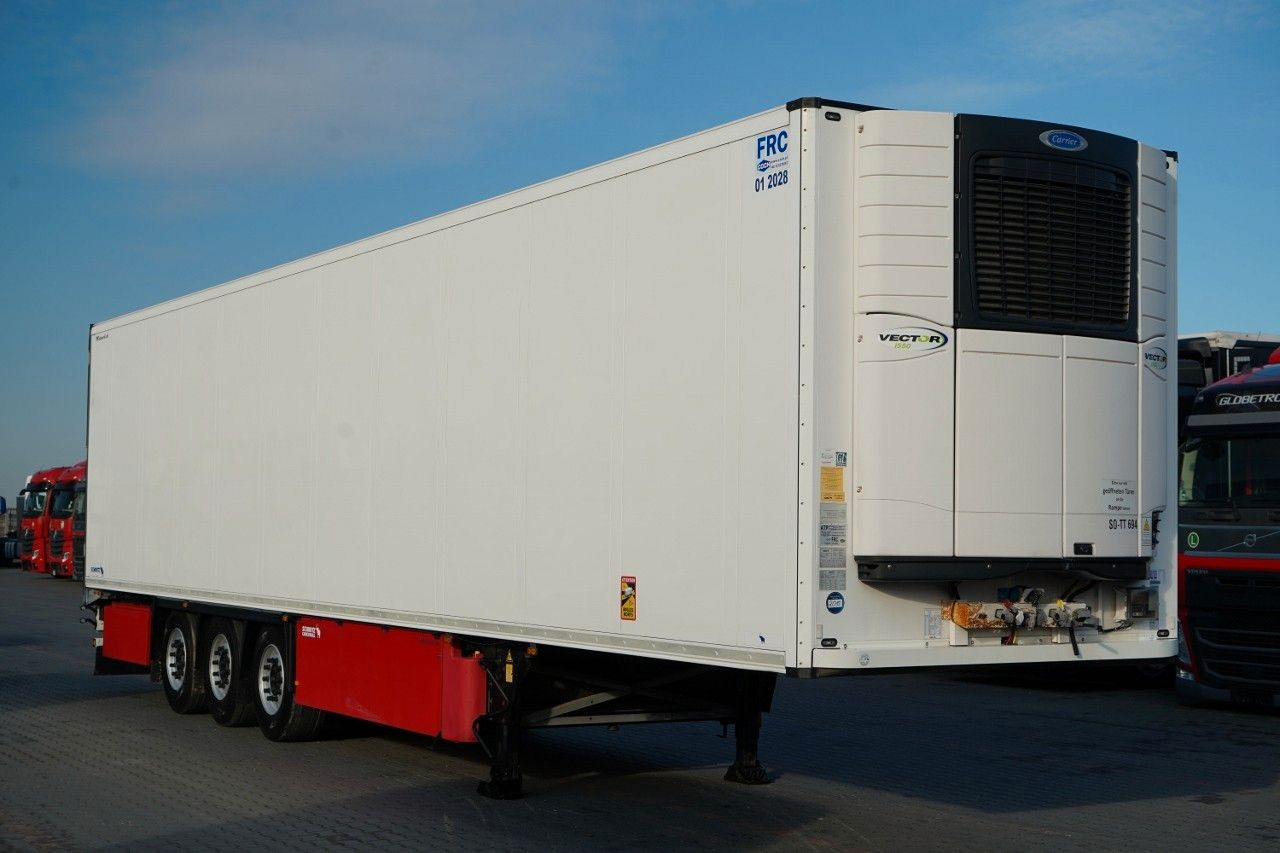 Schmitz Cargobull CHŁODNIA / CARRIER VECTOR 1550 / OŚ PODNOSZONA / - Frigorífico semirremolque: foto 1 Schmitz Cargobull CHŁODNIA / CARRIER VECTOR 1550 / OŚ PODNOSZONA / - Frigorífico semirremolque: foto 1