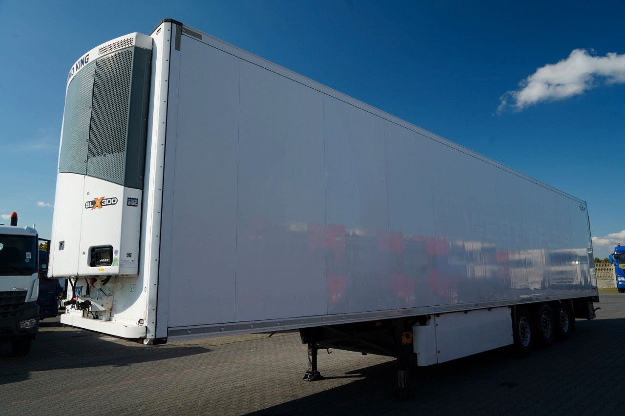 Schmitz Cargobull / CHŁODNIA / THERMO KING SLX 300 / HAKÓWKA / OŚ - Frigorífico semirremolque: foto 2 Schmitz Cargobull / CHŁODNIA / THERMO KING SLX 300 / HAKÓWKA / OŚ - Frigorífico semirremolque: foto 2