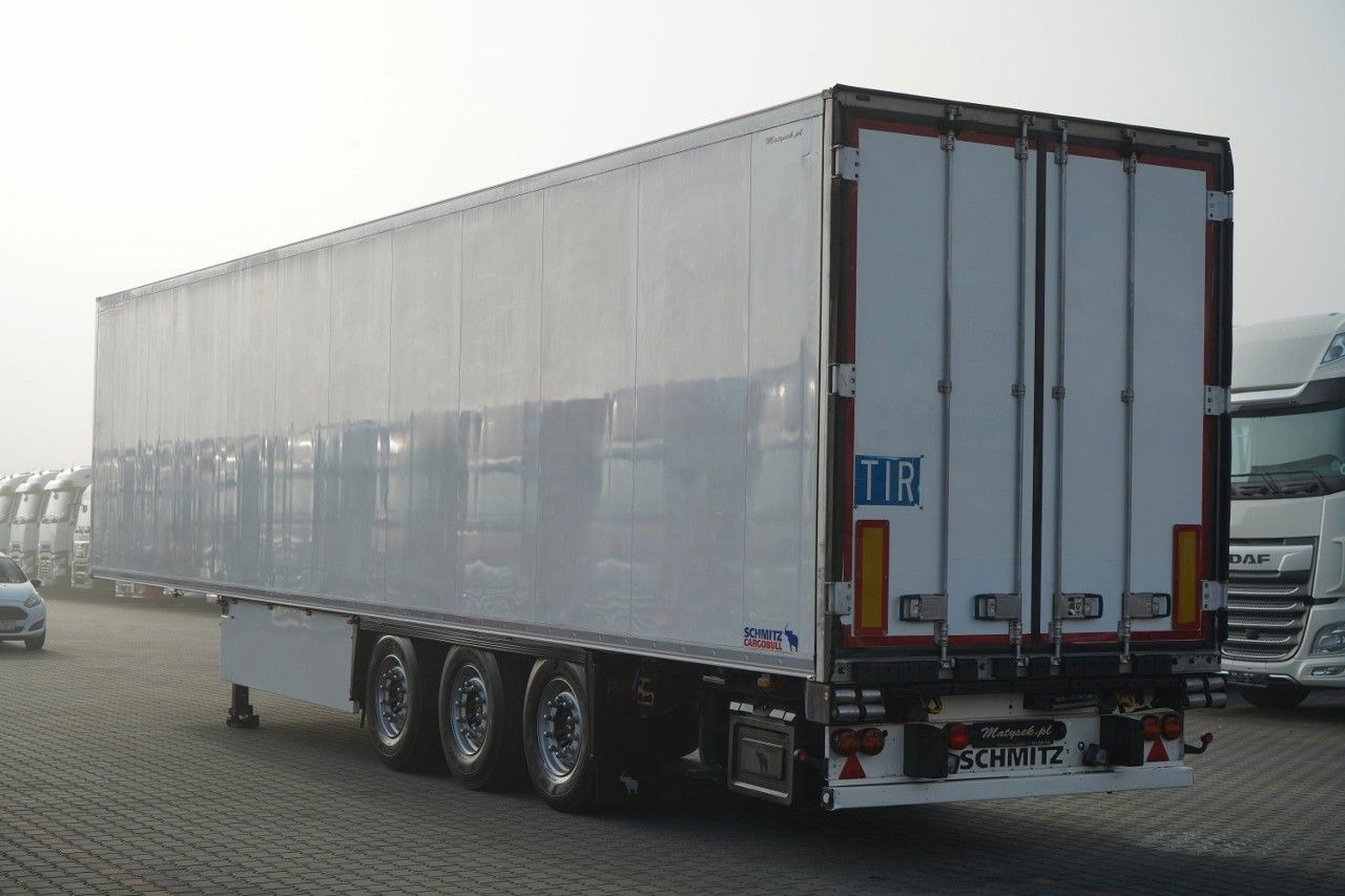 Schmitz Cargobull / CHŁODNIA / THERMO KING SLX 300 / HAKÓWKA / OŚ - Frigorífico semirremolque: foto 4 Schmitz Cargobull / CHŁODNIA / THERMO KING SLX 300 / HAKÓWKA / OŚ - Frigorífico semirremolque: foto 4