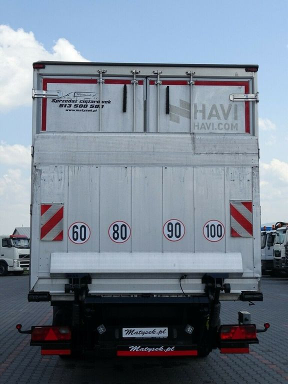 Wielton PLANDEX/REFRIDGERATOR/19 PALLETS/TK TS300/7,55 M Wielton PLANDEX/REFRIDGERATOR/19 PALLETS/TK TS300/7,55 M - Frigorífico remolque: foto 4 Wielton PLANDEX/REFRIDGERATOR/19 PALLETS/TK TS300/7,55 M Wielton PLANDEX/REFRIDGERATOR/19 PALLETS/TK TS300/7,55 M - Frigorífico remolque: foto 4