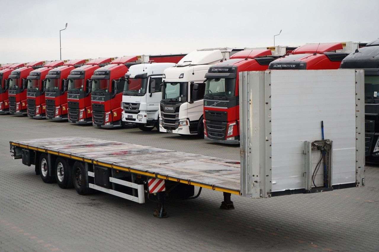 ZASŁAW PLATFORMA NISKOPODWOZIOWA + HAKI PODKONTENERY - Semirremolque plataforma/ Caja abierta: foto 1 ZASŁAW PLATFORMA NISKOPODWOZIOWA + HAKI PODKONTENERY - Semirremolque plataforma/ Caja abierta: foto 1