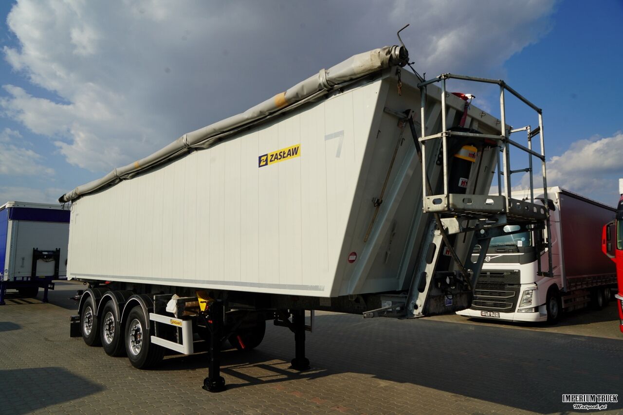 ZASŁAW / WYWROTKA ALUMINIOWA / 43 m3 / OŚ PODNOSZONA / OSIE SAF - Volquete semirremolque: foto 2 ZASŁAW / WYWROTKA ALUMINIOWA / 43 m3 / OŚ PODNOSZONA / OSIE SAF - Volquete semirremolque: foto 2