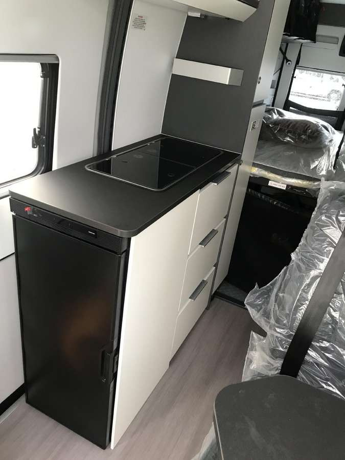 ADRIA Twin Sport 640 SG - Cámper: foto 4 ADRIA Twin Sport 640 SG - Cámper: foto 4