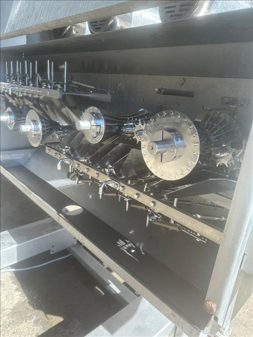 Maquinaria de alimentación Baader IS609 Descaling machine: foto 8