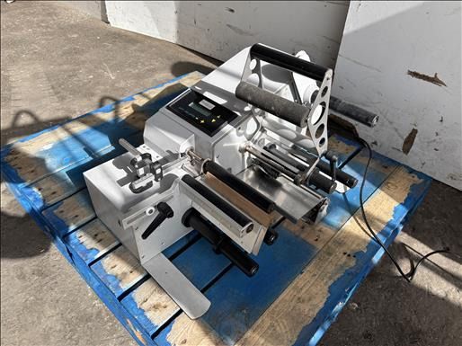 Wide Range DWR Round Labelling machine - Etiquetadora: foto 2 Wide Range DWR Round Labelling machine - Etiquetadora: foto 2