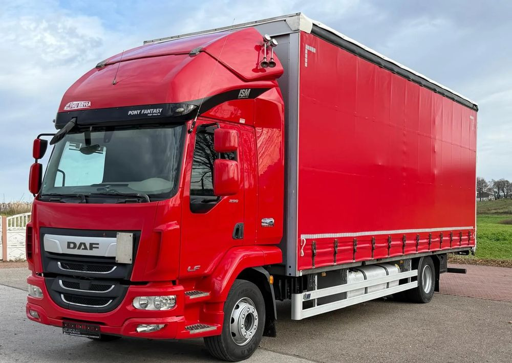 DAF LF 260 / WINDA / 16TON DMC / 3M WYSOKOŚĆ / JUMBO / FIRANKA / SYPIALKA / AUTOMAT / JEDEN WŁAŚCICIE / EURO 6 / 2017/ SPROWADZONY / 19 PALET / DUŻA ŁADOWNOŚĆ / - Camión lona: foto 1 DAF LF 260 / WINDA / 16TON DMC / 3M WYSOKOŚĆ / JUMBO / FIRANKA / SYPIALKA / AUTOMAT / JEDEN WŁAŚCICIE / EURO 6 / 2017/ SPROWADZONY / 19 PALET / DUŻA ŁADOWNOŚĆ / - Camión lona: foto 1