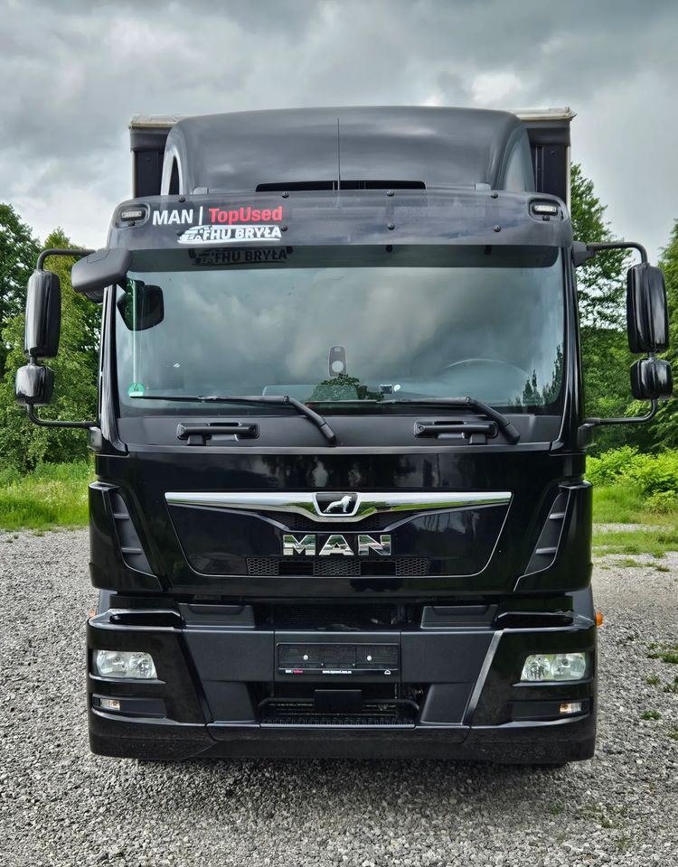 MAN TGM 12.290/15.290/E6/FIRANKA/BOCZNE DRZWI/BURTO-FIRANKA/18PALET/WINDA/NISKI PRZEBIEG/2018/CAŁY NA PODUSZKACH/SERWISOWANY - Camión lona: foto 3 MAN TGM 12.290/15.290/E6/FIRANKA/BOCZNE DRZWI/BURTO-FIRANKA/18PALET/WINDA/NISKI PRZEBIEG/2018/CAŁY NA PODUSZKACH/SERWISOWANY - Camión lona: foto 3