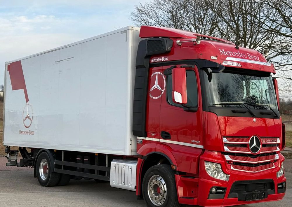 Frigorífico camión Mercedes-Benz ACTROS 1846/1836/IZOTERMA/WINDA/DUŻY SILNIK/E6/SPROWADZONY/NISKI PRZEBIEG/KONTENER/18 PALET/ALUMINIOWE FELGI/SUPER STAN: foto 8