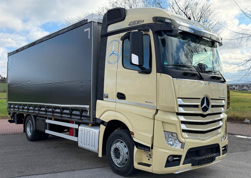 Mercedes-Benz ACTROS 1846 / FIRANKA / WINDA / 18 EUROPALET / AUTOMAT / Z NIEMIEC / 2019 / PRZEBIEG 370 TYŚ KM - Camión lona: foto 1 Mercedes-Benz ACTROS 1846 / FIRANKA / WINDA / 18 EUROPALET / AUTOMAT / Z NIEMIEC / 2019 / PRZEBIEG 370 TYŚ KM - Camión lona: foto 1