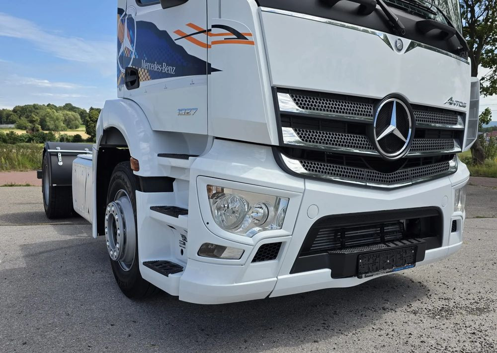 Chasis camión Mercedes-Benz ANTOS 1827 / ATEGO / ACTROS / E6 / ROZSTAW OSI 3.75M / WYWROT / BECZKA / UTRZYMANIE DRÓG / HAKOWIEC / SPROWADZONY / PIERWSZY WŁAŚCICIEL / STAN BDB: foto 15 Chasis camión Mercedes-Benz ANTOS 1827 / ATEGO / ACTROS / E6 / ROZSTAW OSI 3.75M / WYWROT / BECZKA / UTRZYMANIE DRÓG / HAKOWIEC / SPROWADZONY / PIERWSZY WŁAŚCICIEL / STAN BDB: foto 15
