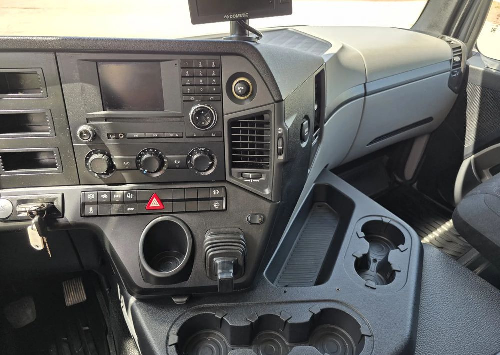 Chasis camión Mercedes-Benz ANTOS 1827 / ATEGO / ACTROS / E6 / ROZSTAW OSI 3.75M / WYWROT / BECZKA / UTRZYMANIE DRÓG / HAKOWIEC / SPROWADZONY / PIERWSZY WŁAŚCICIEL / STAN BDB: foto 18 Chasis camión Mercedes-Benz ANTOS 1827 / ATEGO / ACTROS / E6 / ROZSTAW OSI 3.75M / WYWROT / BECZKA / UTRZYMANIE DRÓG / HAKOWIEC / SPROWADZONY / PIERWSZY WŁAŚCICIEL / STAN BDB: foto 18