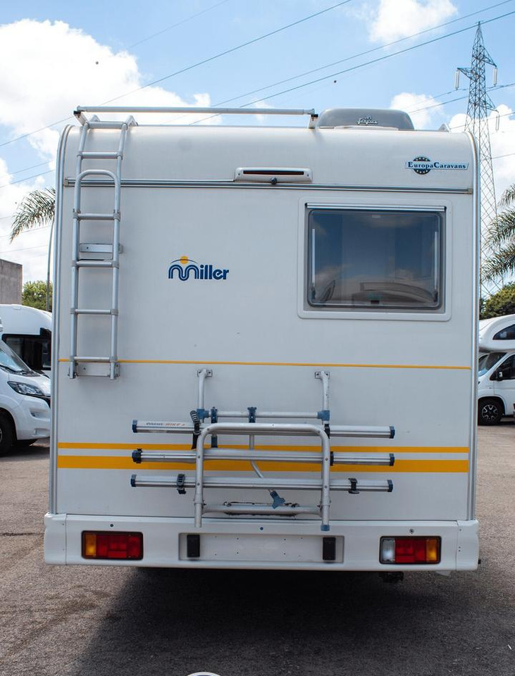 Miller texas - Autocaravana capuchina: foto 4 Miller texas - Autocaravana capuchina: foto 4